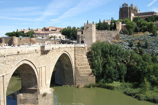 Toledo Scavenger Hunt and Best Landmarks Self-Guided Tour - Reviews, Questions, and Price