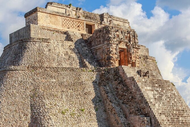 Tour a Full Day in Uxmal, Kabah and Chocolate Museum - Uxmal: Ancient Mayan Ruins