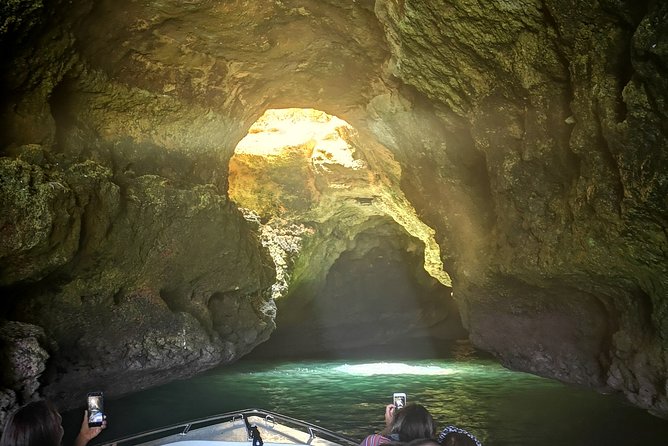 Traditional Tour - Benagil Cave - Review Example 2