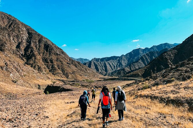 Trekking in the Hajar Mountains of Fujairah - Essential Tips for Trekking in the Hajar Mountains
