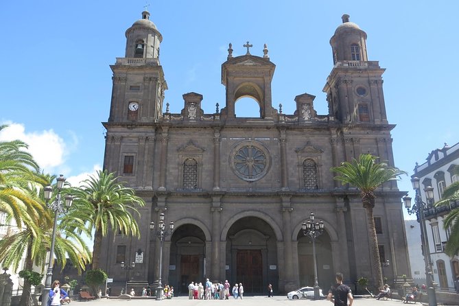 Tuk-Tuk Neighbourhoods Tour Around Las Palmas De Gran Canaria - The Sum Up