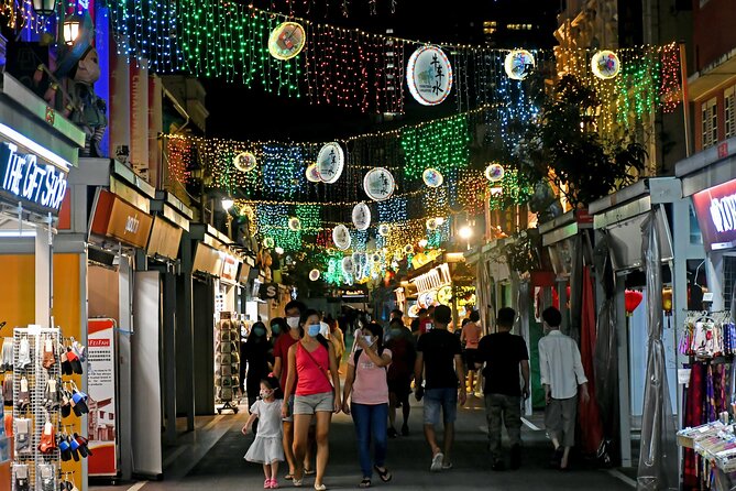 Unveiling Singapores Gems: A Private Walking Tour of Wonders - The Sum Up