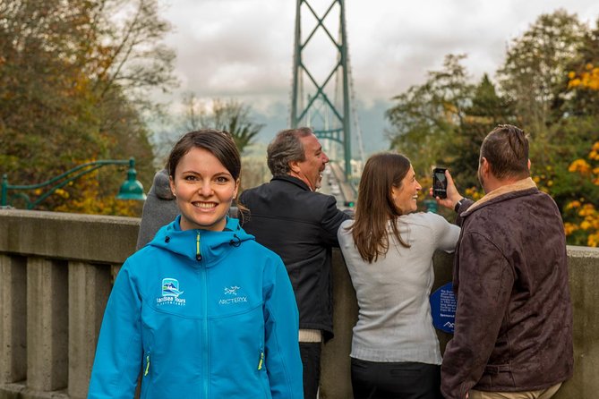 Vancouver City Sightseeing Tour: Granville Island & Stanley Park - Captivating City Views From Lookout Points