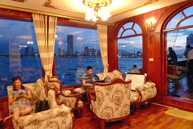 Watching Stunning Sunset With Cocktail and Dinner on Luxury Cruise - Common Questions