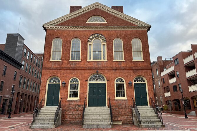 Wicked Awesome Tours: Witch Trial History and Salem Haunts! - Appreciating the Role-Playing Tour Guides
