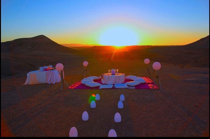 WOW Dinner at Agafay Desert With Sunset From Marrakech - How to Prepare for the Experience