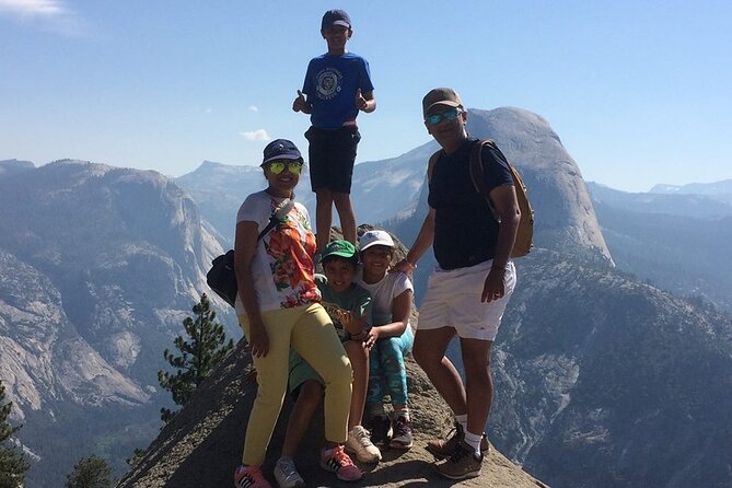 Yosemite Valley & Glacier Point Adaptive Tour - Exploring Tuolumne Grove