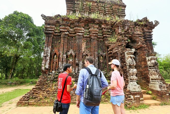 6-day Hoi An My Son Tra Que Hue Phong Nha - Tra Que: Taking in Organic Farming