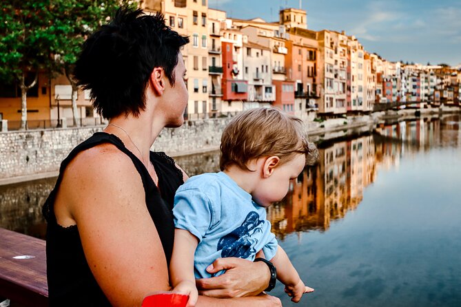 1-Hour Private Mini Photoshoot in Girona - The Sum Up