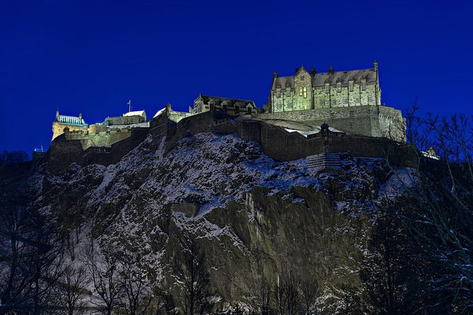 2-Day Edinburgh Tour by Rail With Accommodation, Edinburgh Castle & Bus Tour - The Sum Up