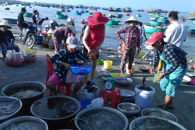 2 Days Private Guided Tour to Mui Ne From Nha Trang Included Lunch - Pink and White Sand Dunes