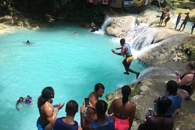 2-Hour Blue Hole Transport From Ocho Rios - The Sum Up