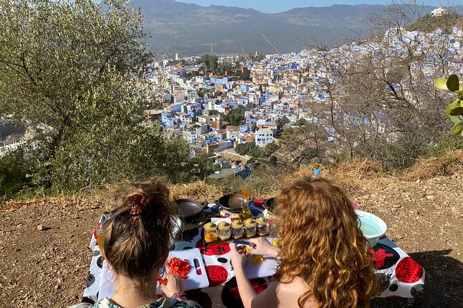 3-Hour Cooking Class Overlooking the Blue City - The Sum Up
