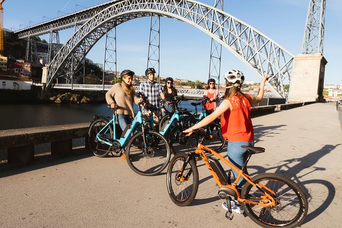 3-Hour of Porto Highlights on a Electric Bike - Guided Tour - Tour Overview