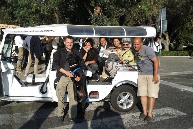 3 Hour Private ECO Tuk Tuk Tour of Lisbon With Cherry Liqueur - Inclusions