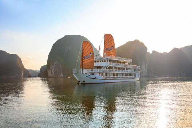 3d/2n EXCITING Tour - LAN HA BAY, CAT BA ISLAND, BIKING, KAYAKING, TREKKING - Equipment Provided