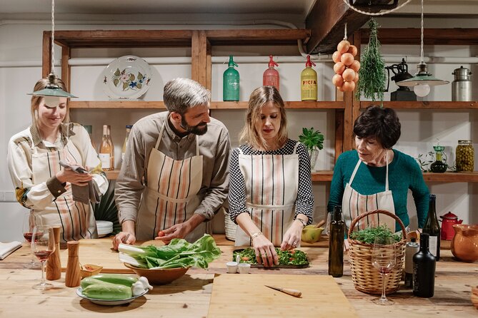 4-Hour Market Visit and Traditional Cooking Workshop in Palma - Traditional Cooking Workshop