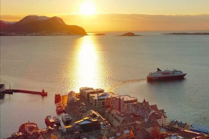 Aalesund Highlights Alnes the Most Beautiful Island 3H Excursion - The Sum Up