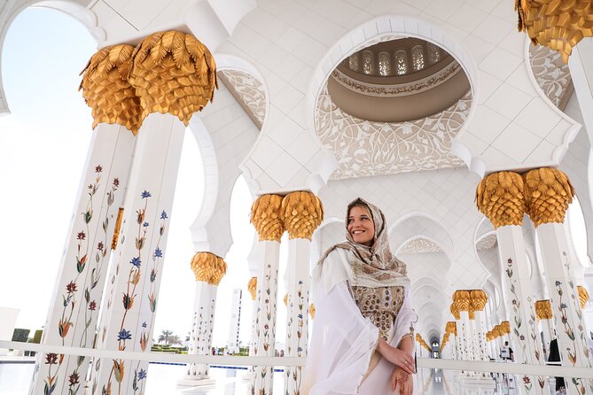 Abu Dhabi Small-Group Day Trip From Dubai by Oceanair - Qasr Al Watan Visit