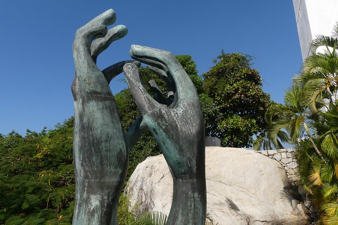 Acapulco Half-Day Highlights Tour With Chapel of Peace Market - The Sum Up