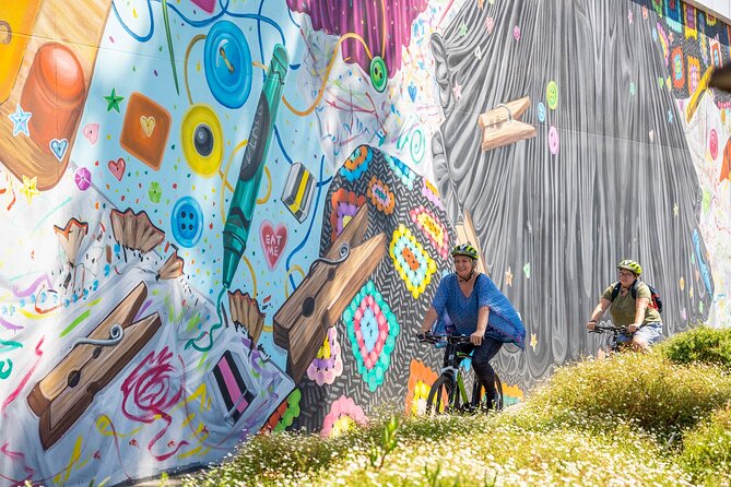 Adelaide City to Sea Bike Tour - Riverside Precinct