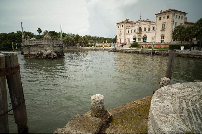 Admission to Vizcaya Museum and Gardens With Transportation - Common Questions