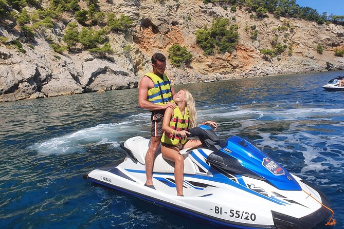 Alcudia Bay Jet Ski Tour: 30-Minute Ride  - Mallorca - Common Questions