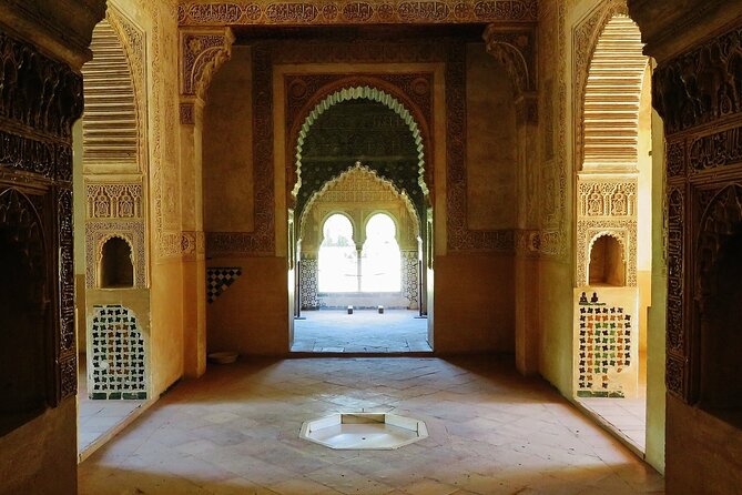 Alhambra and Nasrid Private Walking Tour With Food Tasting - Traveler Photos and Reviews