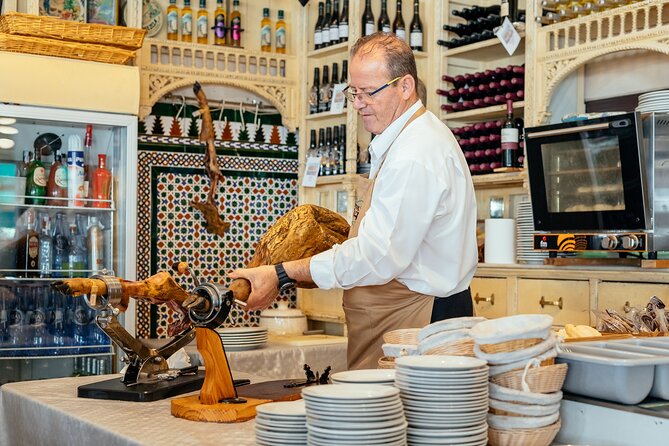 Alicante PRIVATE Food Tour With Locals: 10 Food & Drink Tastings Included - Sample Traditional and Modern Dishes