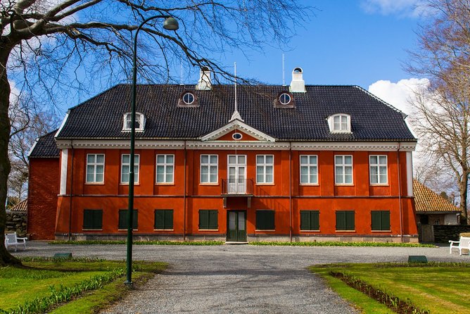 An Amazing Guided Private Walking Tour of Stavanger. - Product Code and Availability