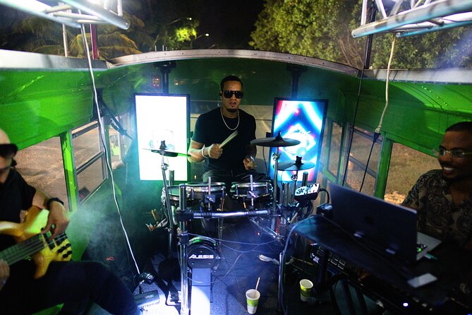 Aruba Nightlife Bar Hopping Tour on Carnival Party Bus - Tour Reviews