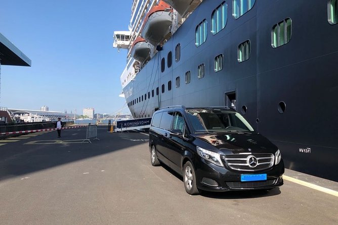Auckland Airport to Whangaparaoa - Gulf Harbour Luxury Transfers - Luxury Amenities
