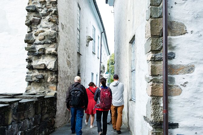 Bergens Historic Highlights & Entrance to the Bryggens Museum - Directions