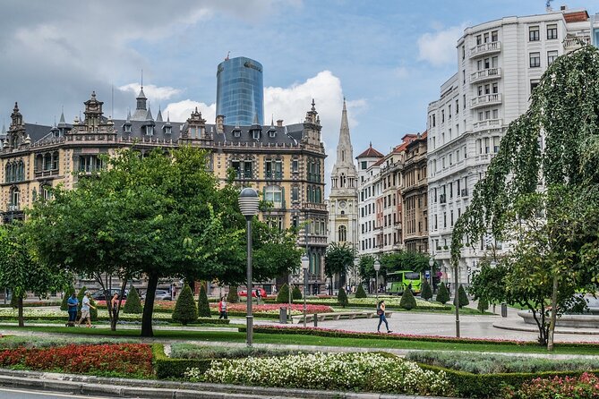Bilbao City & Guggenheim Museum With Lunch From San Sebastian - Common Questions
