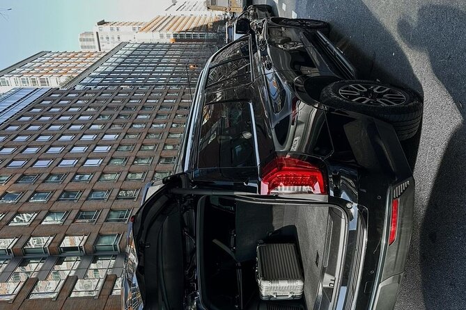 Black SUV Transfer From or To JFK, LGA, EWR - All Fees Included - Black SUV Transfer From JFK