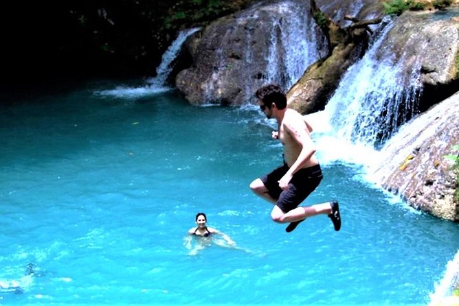 Blue Hole & Secret Falls Day-Trip With Shopping From Grand Palladium - Shopping and Lunch Options