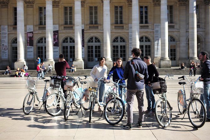 Bordeaux by Bicycle: a 3-Hour Tour Immersive Experience" - End Point and Participant Requirements