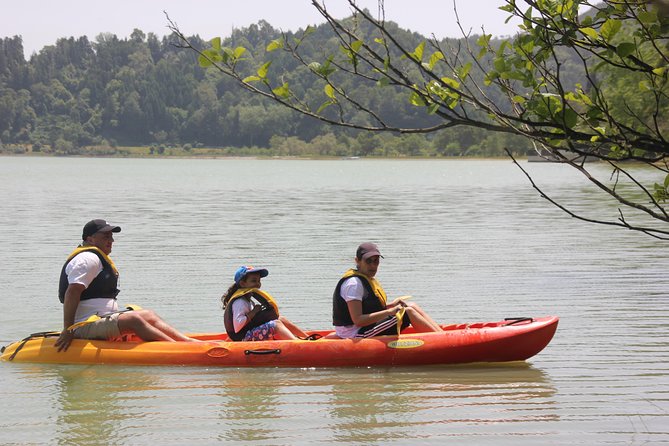 Canoeing at Furnas Lake - The Sum Up