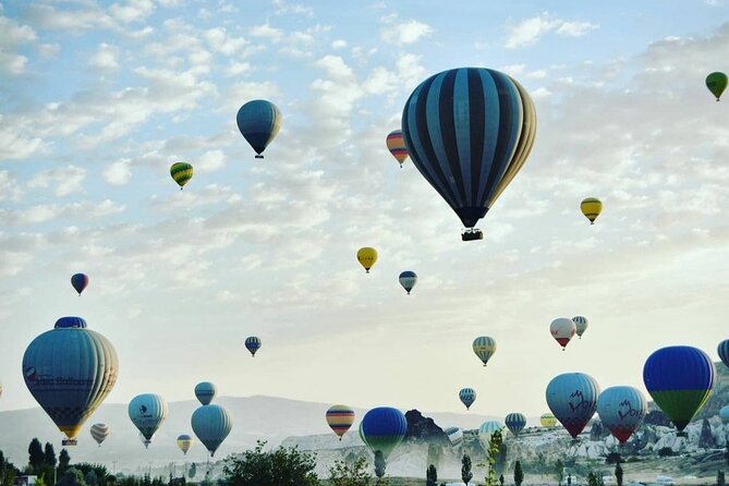 Cappadocia Fantastic Hot Air Balloon Tour Champagne & Breakfast - Common Questions