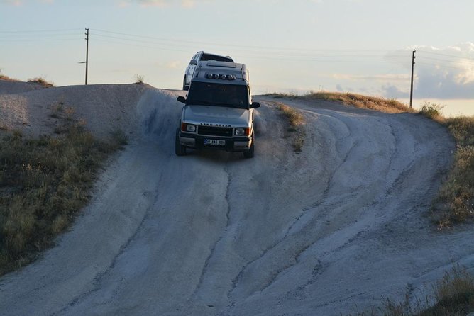 Cappadocia Jeep Safari With Hot Air Balloon Watch at Sunrise - Traveler Reviews and Authenticity