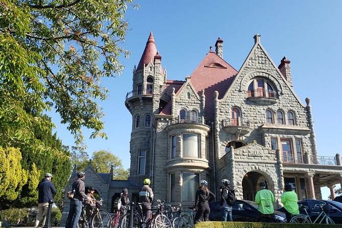 Castles, Hoods & Legends - Bike Tour - Common Questions