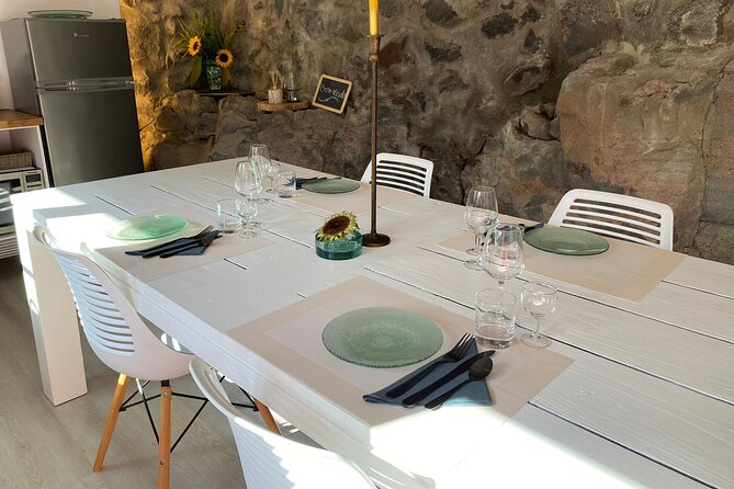 Cheese & Wine Tasting in a Beautiful Garden in Ponta Delgada - Overview of Azorean Food and Wine