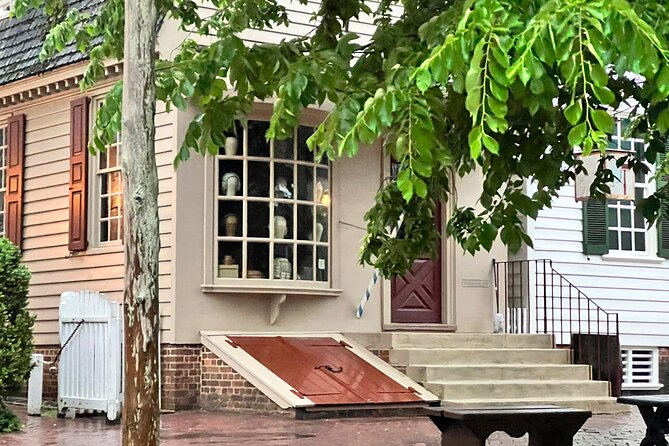 Colonial History Tour in Williamsburg Virginia - Notable Figures of Williamsburg