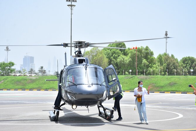 Dubai Helicopter Tour: Experience Dubai's Iconic Landmarks - Important Reminders and Recommendations