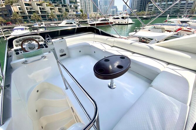 Dubai Marina Yacht Rental - Perfect Yachting Experience in Dubai - Reviews and Ratings