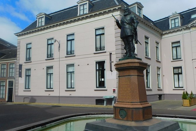 E-Scavenger Hunt Leeuwarden: Explore the City at Your Own Pace - Tips for Exploring Leeuwarden at Your Own Pace