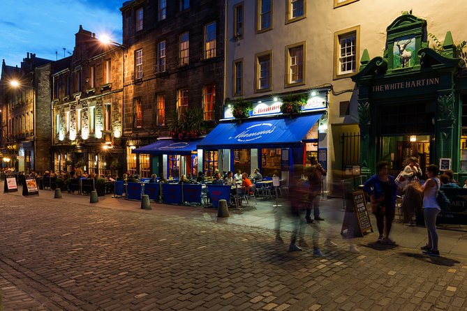 Edinburgh Night Tour With a Local Guide: Private & 100% Personalized - Authentic Nightlife Experience