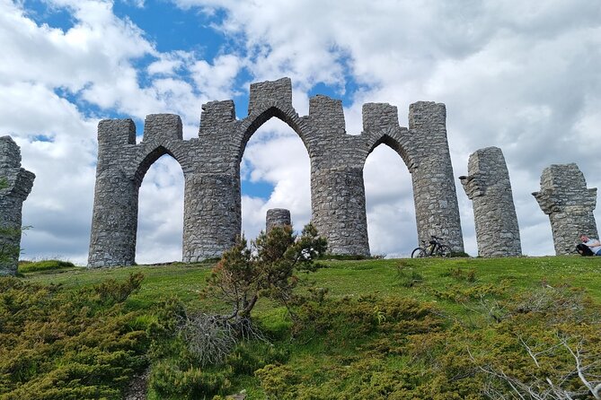 Executive Travel & Guided Tours Through the Highlands of Scotland - Price and Additional Information