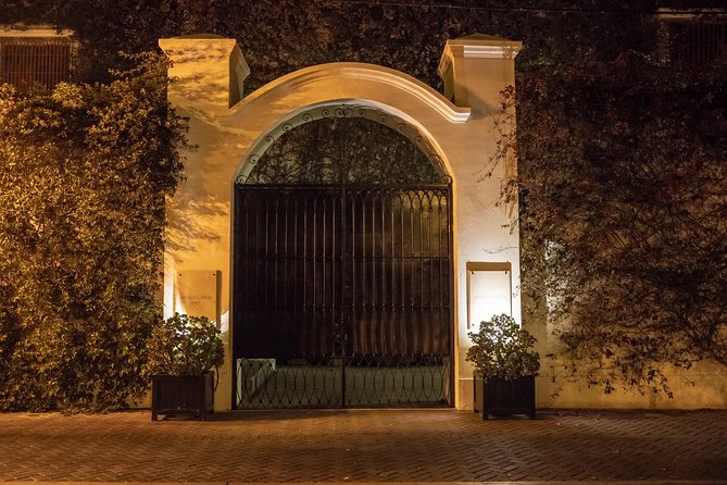 Experience Lima: Gastronomic Evening at Larco Museum With Private Guided Tour - Common Questions
