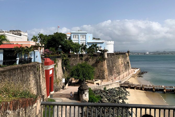 Explore Old San Juan Walking Tour - Tour Guides Expertise